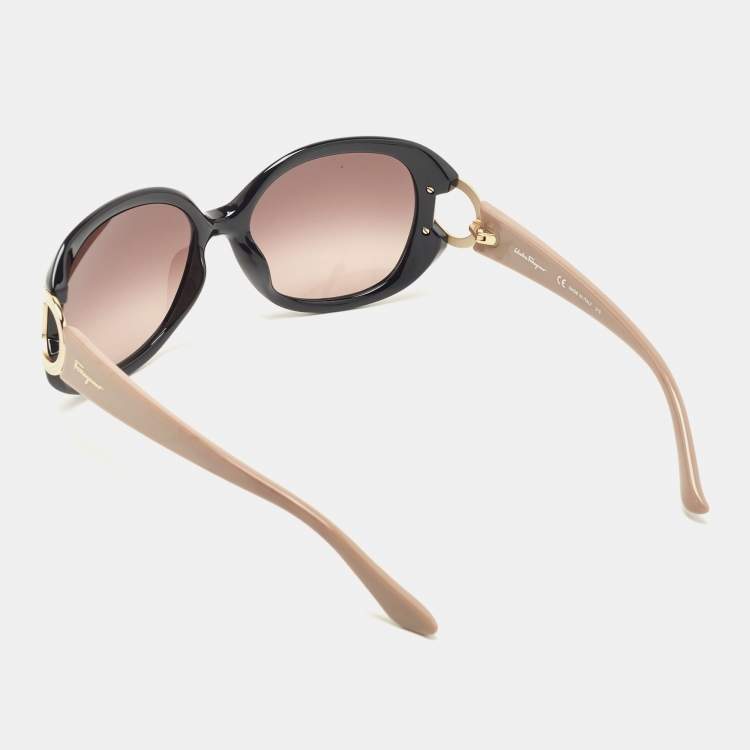 Pre Owned Salvatore Ferragamo Black Gancini Gradient Oval Sunglasses