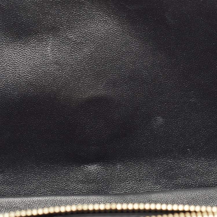 مملوكة مسبقًا Salvatore Ferragamo Black/Gold Suede Ginny Shoulder Bag