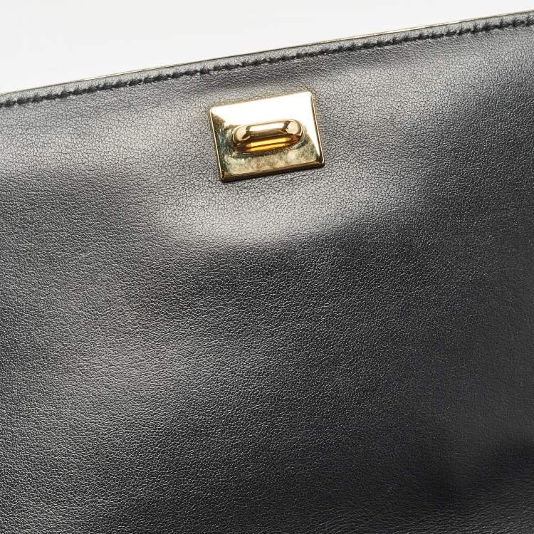 مملوكة مسبقًا Salvatore Ferragamo Black/Gold Suede Ginny Shoulder Bag