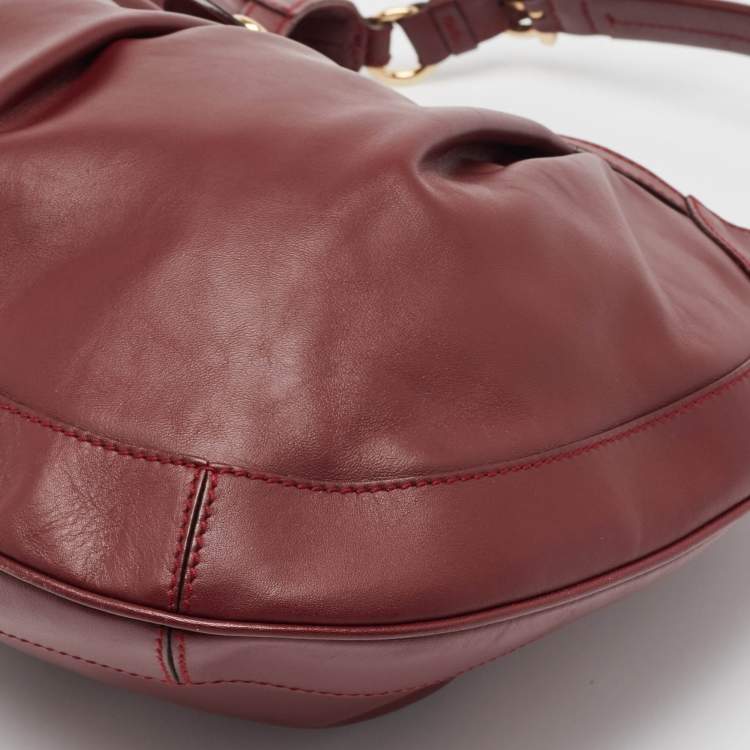 Pre Owned Salvatore Ferragamo Burgundy Pleated Leather Gancini Flap Hobo
