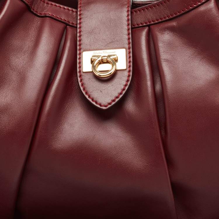 Pre Owned Salvatore Ferragamo Burgundy Pleated Leather Gancini Flap Hobo