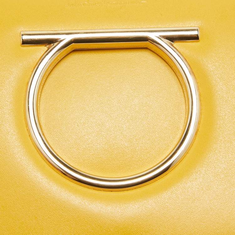 Pre Owned Salvatore Ferragamo Yellow Leather Vella Crossbody Bag