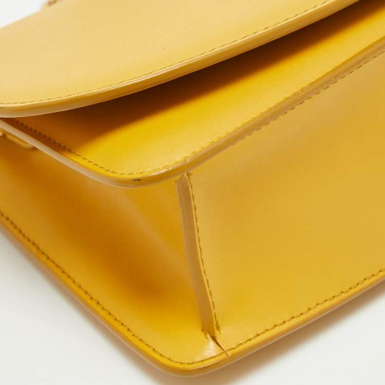 Pre Owned Salvatore Ferragamo Yellow Leather Vella Crossbody Bag
