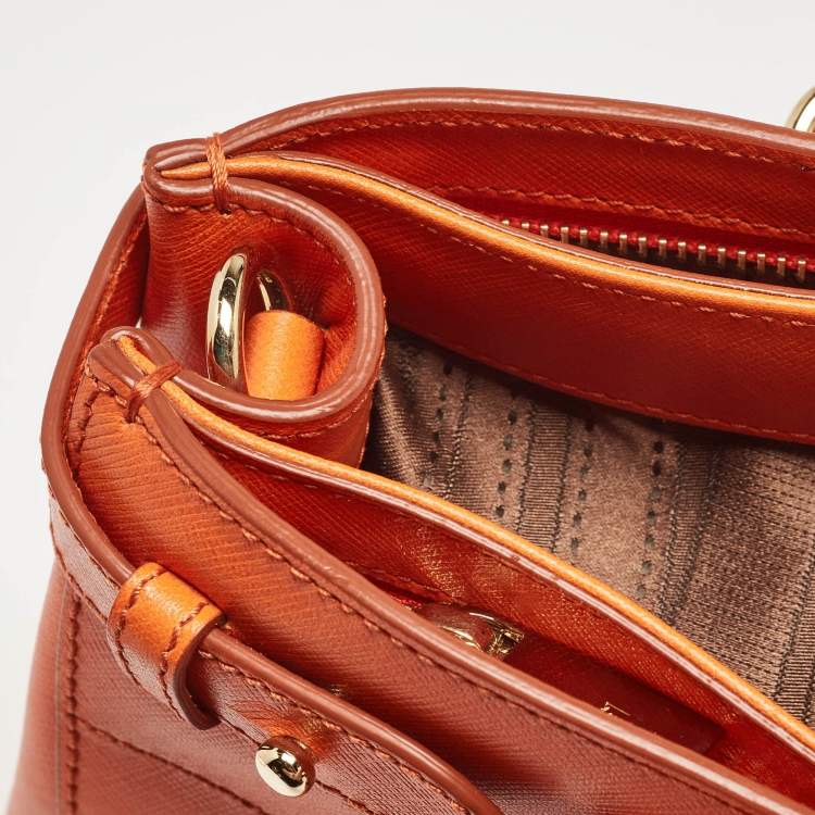 Pre Owned Salvatore Ferragamo Orange Leather Beky Tote