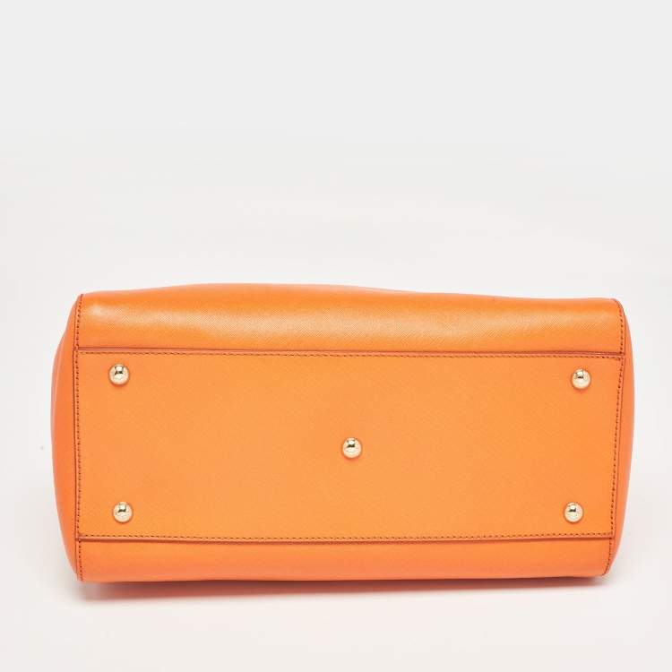 Pre Owned Salvatore Ferragamo Orange Leather Beky Tote