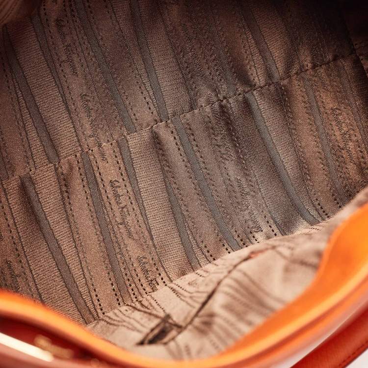 Pre Owned Salvatore Ferragamo Orange Leather Beky Tote