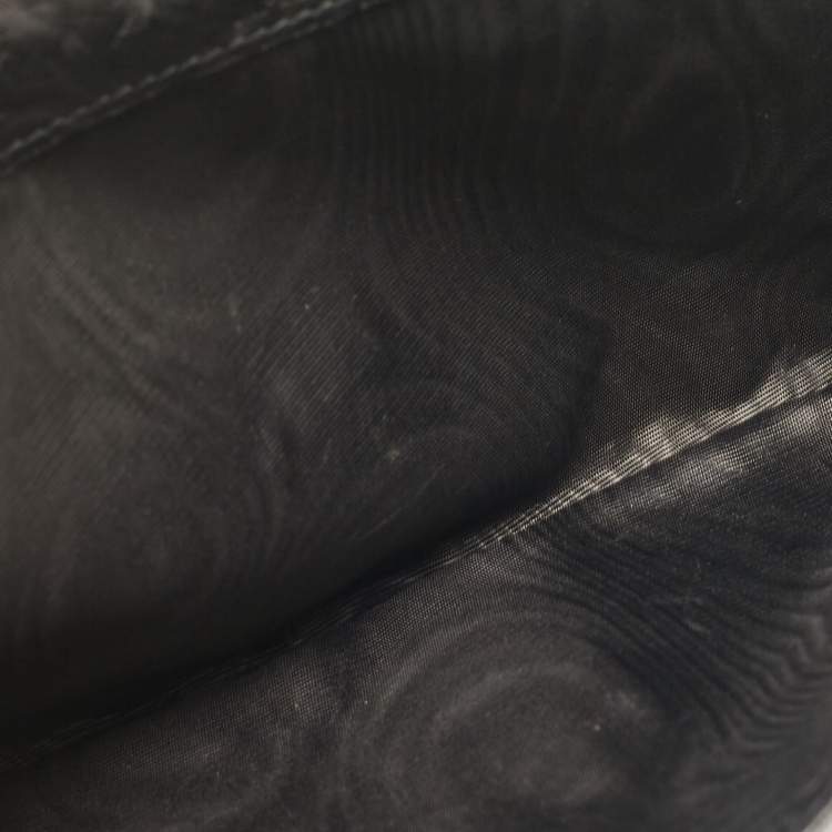 Pre Owned Salvatore Ferragamo Black Ostrich Leather Flap Slim Clutch