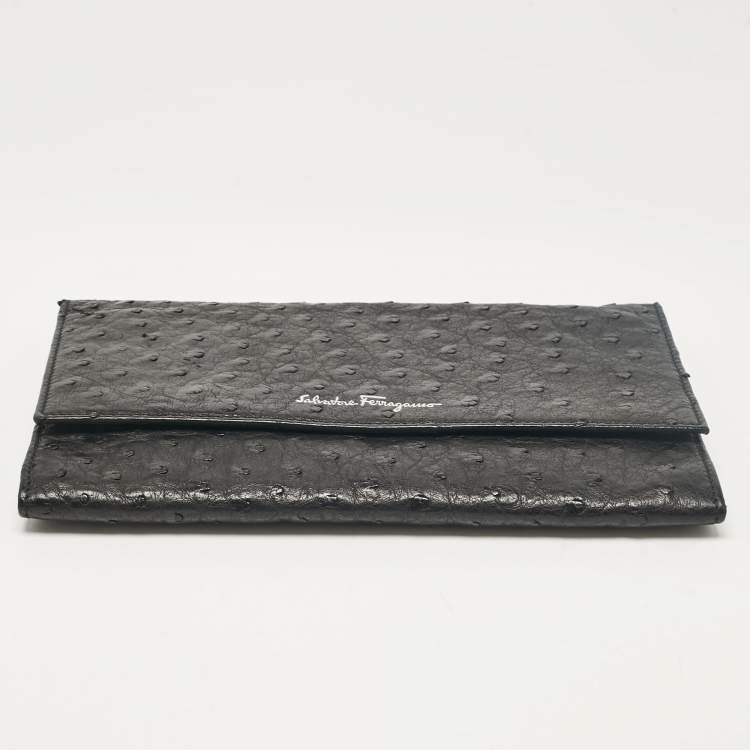 Pre Owned Salvatore Ferragamo Black Ostrich Leather Flap Slim Clutch