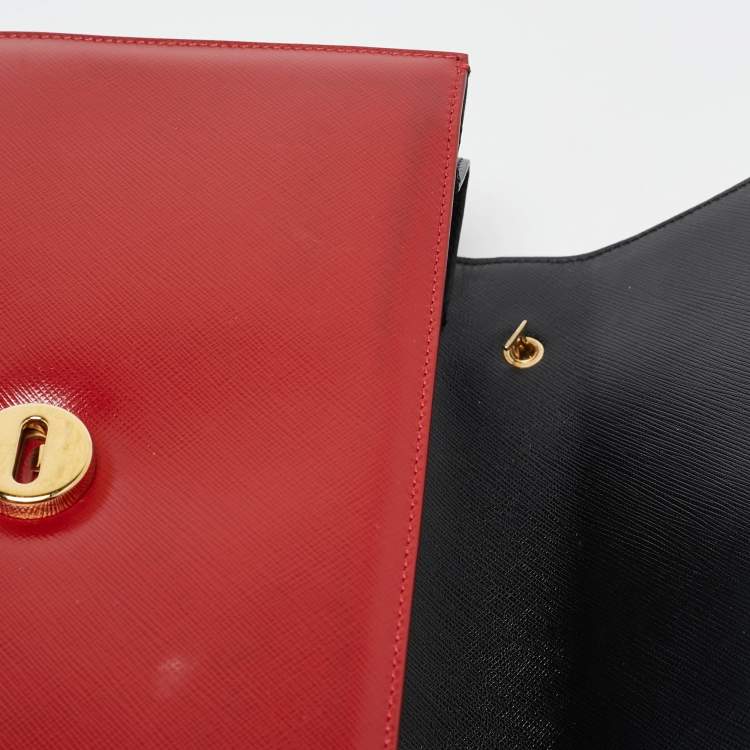 Pre Owned Salvatore Ferragamo Red/Black Leather Miss Vara Chain Shoulder Bag