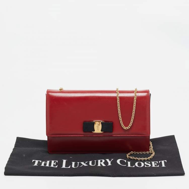 Pre Owned Salvatore Ferragamo Red/Black Leather Miss Vara Chain Shoulder Bag