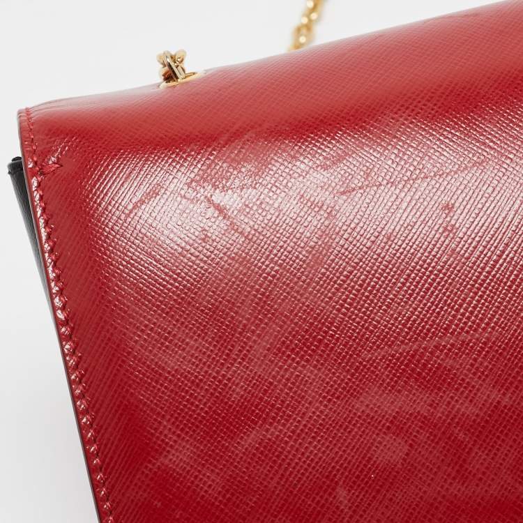 Pre Owned Salvatore Ferragamo Red/Black Leather Miss Vara Chain Shoulder Bag
