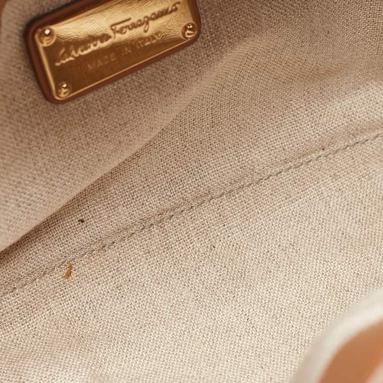Pre Owned Salvatore Ferragamo Tan Quilt Leather Shoulder Bag