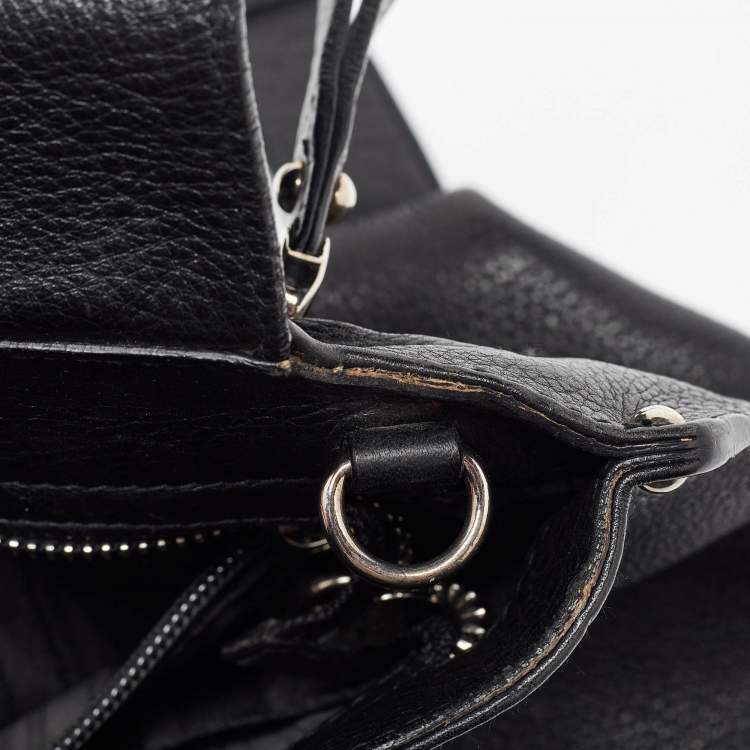 مملوكة مسبقًا Salvatore Ferragamo Black Leather Sofia Top Handle Bag