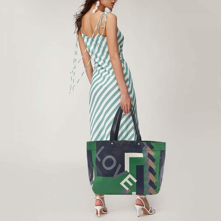 مملوكة مسبقًا Salvatore Ferragamo Multicolor Printed Leather Shopper Tote