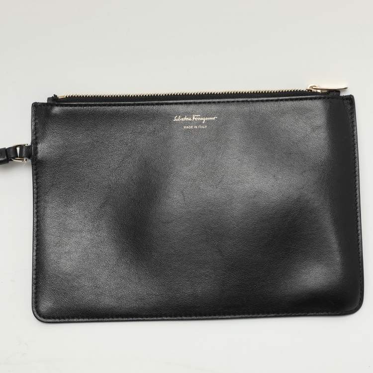 Pre Owned Salvatore Ferragamo Black Leather Gancio Stud Bucket bag