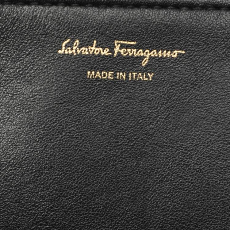 Pre Owned Salvatore Ferragamo Black Leather Gancio Stud Bucket bag