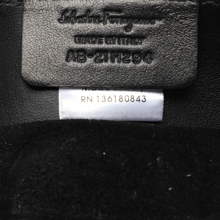 Pre Owned Salvatore Ferragamo Black Leather Gancio Stud Bucket bag
