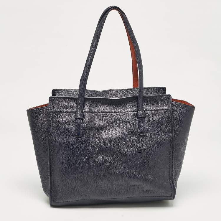 Pre Owned Salvatore Ferragamo Navy Blue Leather Medium Amy Tote