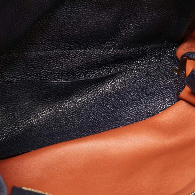 Pre Owned Salvatore Ferragamo Navy Blue Leather Medium Amy Tote