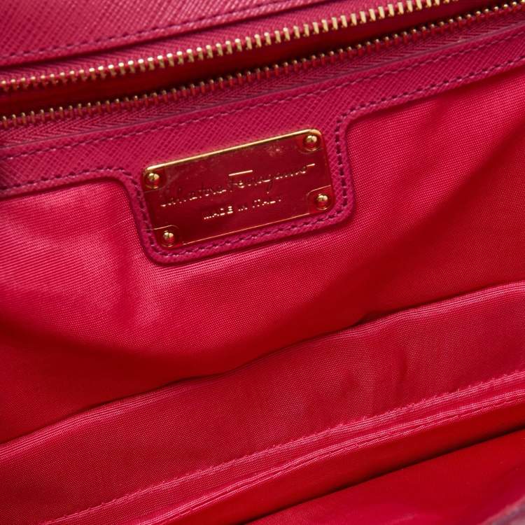 Pre Owned Salvatore Ferragamo Pink Saffiano Leather Vara Bow Chain Shoulder Bag