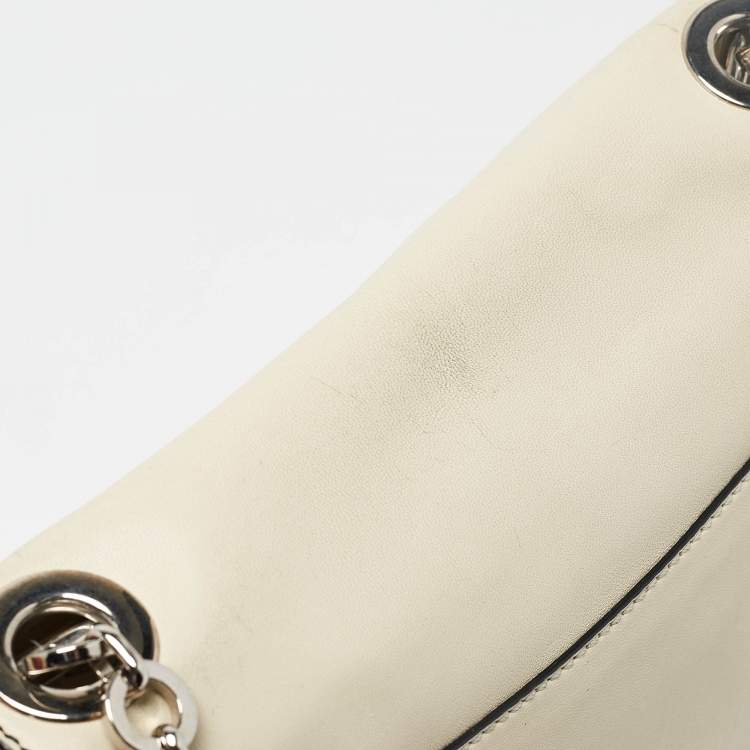 Pre Owned Salvatore Ferragamo Black/Off White Leather Gancini Shoulder Bag