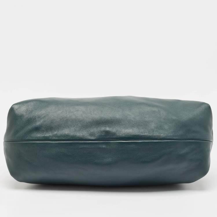 مملوكة مسبقًا Salvatore Ferragamo Dark Green Leather Fanisa Hobo