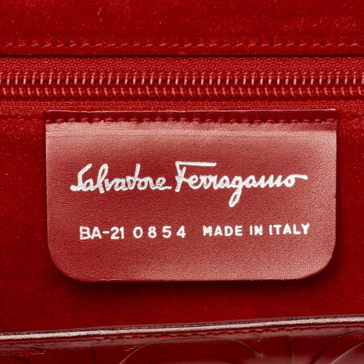 Pre Owned Salvatore Ferragamo Red Gancini Embossed Leather Shoulder Bag
