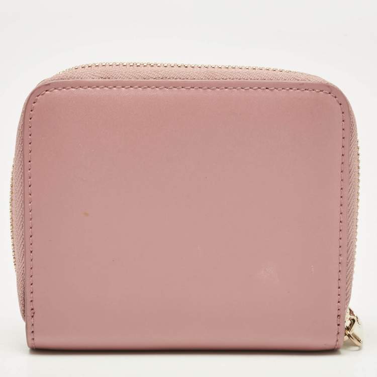 مملوكة مسبقًا Salvatore Ferragamo Pink Leather Gancio Zip Compact Wallet