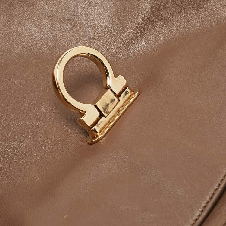 Pre Owned Salvatore Ferragamo Beige Leather Medium Sofia Top Handle Bag