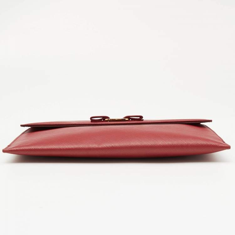 Pre Owned Salvatore Ferragamo Red Leather Miss Vara Slim Clutch