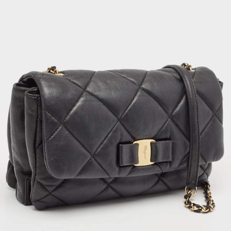Pre Owned Salvatore Ferragamo Black Quilted Leather Vara Bow Shoulder Bag