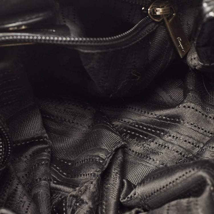 Pre Owned Salvatore Ferragamo Black Patent and Leather Bow Chain Tote