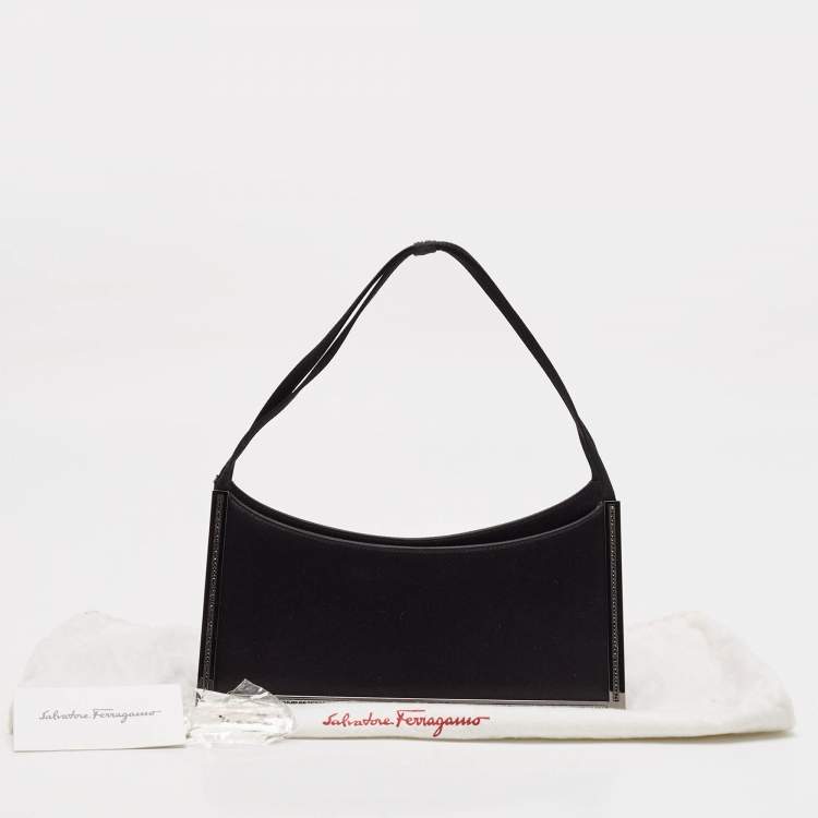 مملوكة مسبقًا Salvatore Ferragamo Black Satin Frame Shoulder Bag