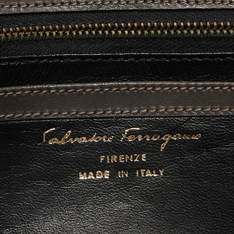 Pre Owned Salvatore Ferragamo Dark Grey Leather Clutch