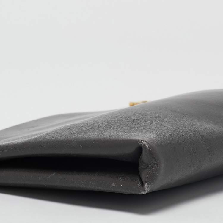 Pre Owned Salvatore Ferragamo Dark Grey Leather Clutch