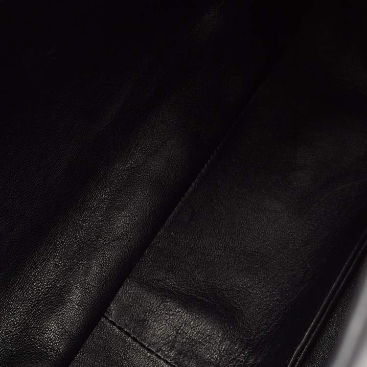 Pre Owned Salvatore Ferragamo Black Leather Cut Out Detail Shoulder Bag