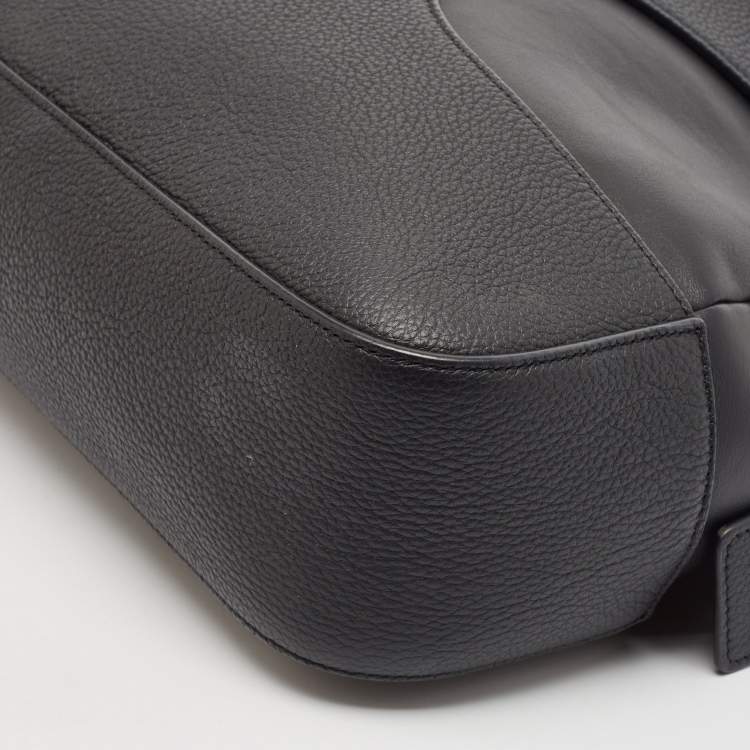 Pre Owned Salvatore Ferragamo Black Leather Cut Out Detail Shoulder Bag