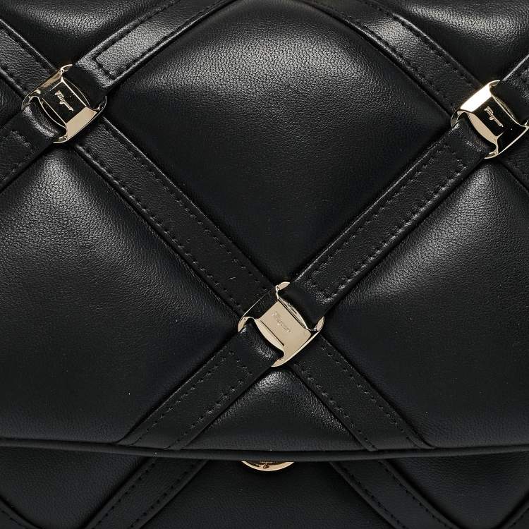 Pre Owned Salvatore Ferragamo Black Quilted Leather Vara Soft Shoulder Bag