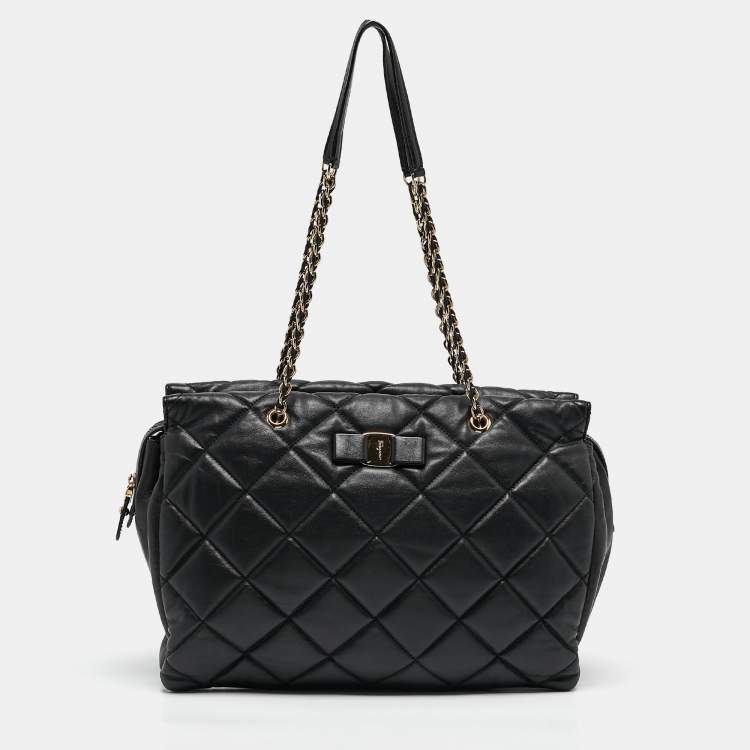 Pre Owned Salvatore Ferragamo Black Quilted Leather Ginette Chain Shoulder Bag