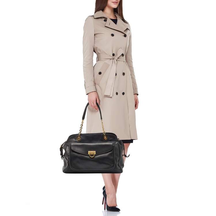 Pre Owned Salvatore Ferragamo Black Leather Aline Shoulder Bag