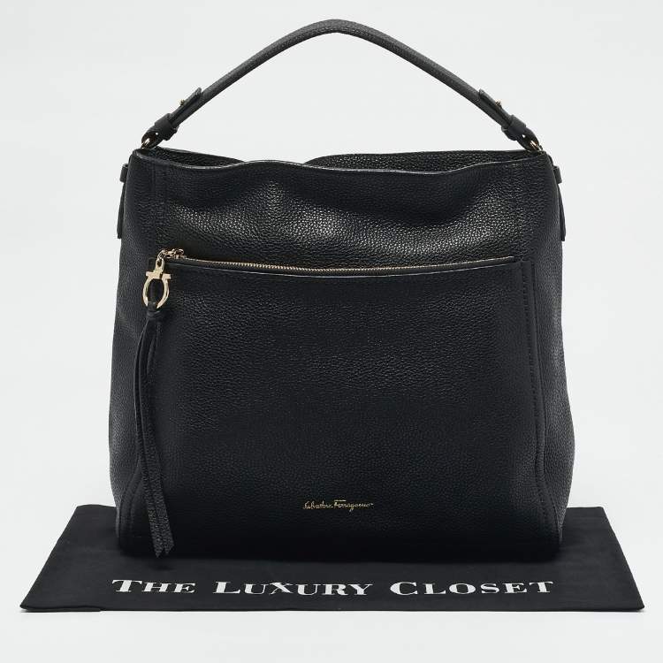 Pre Owned Salvatore Ferragamo Black Leather Ally Hobo