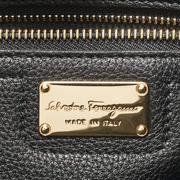 Pre Owned Salvatore Ferragamo Black Leather Ally Hobo