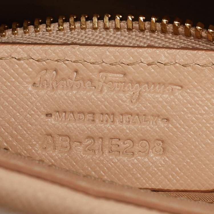 Pre Owned Salvatore Ferragamo Beige Leather Tracey Tote