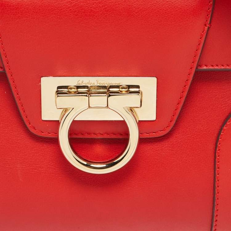 Pre Owned Salvatore Ferragamo Red Leather Motherwell Clutch Bag