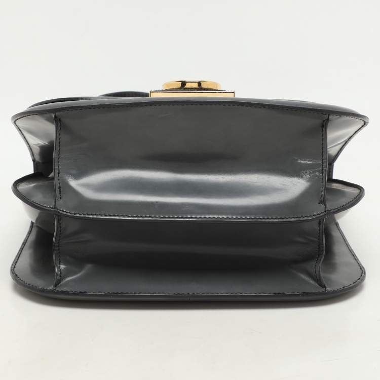 مملوكة مسبقًا Salvatore Ferragamo Grey Leather Jody Shoulder Bag