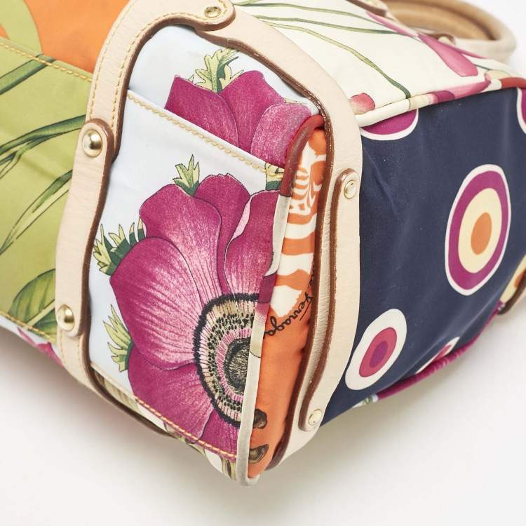 مملوكة مسبقًا Salvatore Ferragamo Multicolor Printed Satin and Leather Fiera Satchel