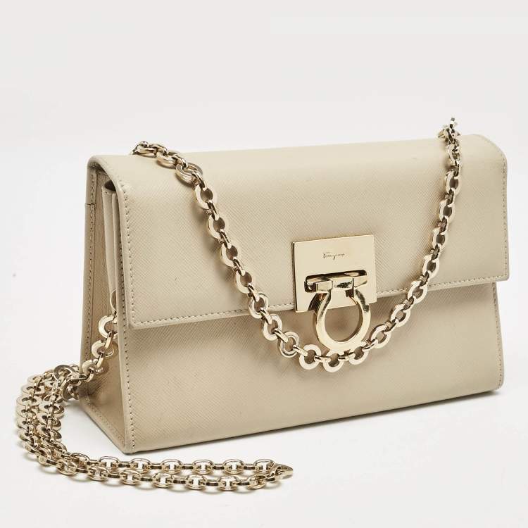 Pre Owned Salvatore Ferragamo Beige Leather Gancini Chain Clutch 