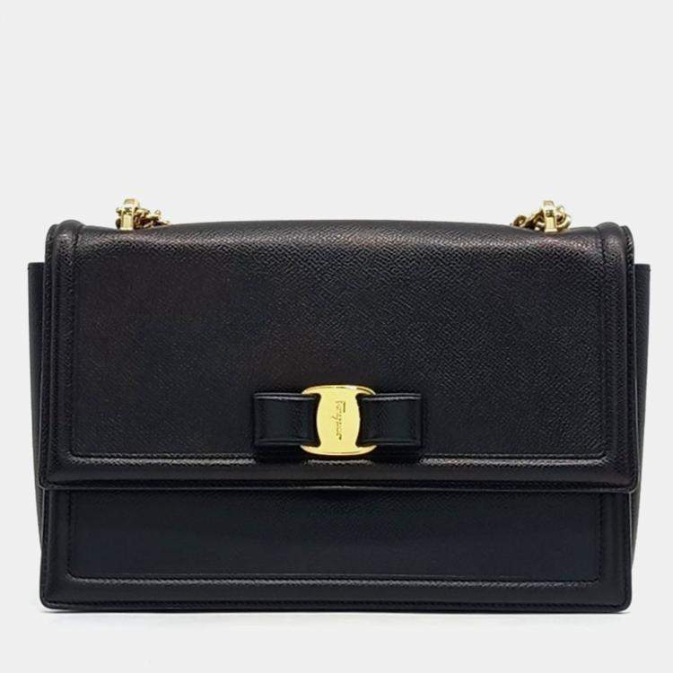 Pre Owned Salvatore Ferragamo Black Leather Barazini Crossbody Bag