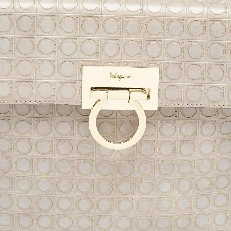 مملوكة مسبقًا Salvatore Ferragamo Grey Signature Embossed Leather Gancini Top Handle Bag