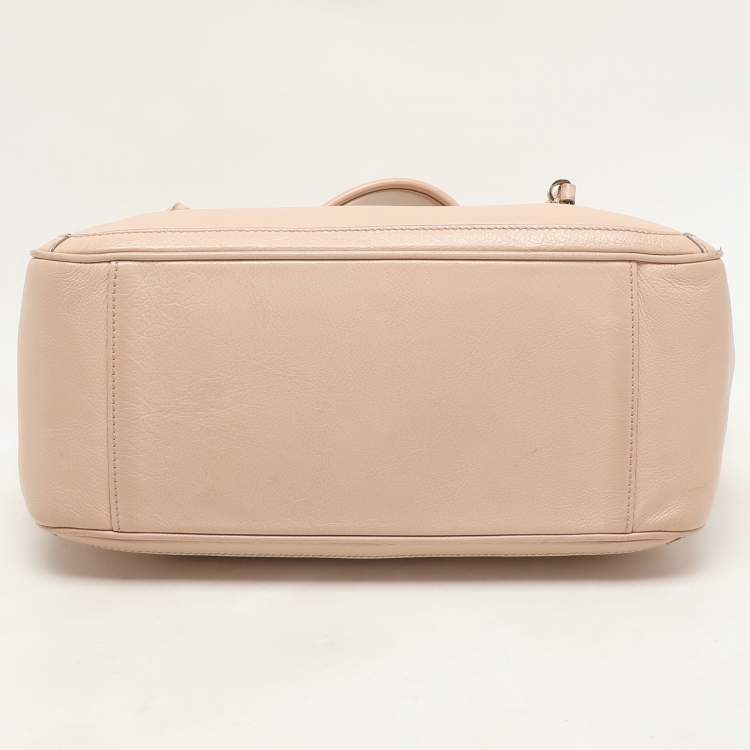 Pre Owned Salvatore Ferragamo Beige Leather Double Gancio Bag